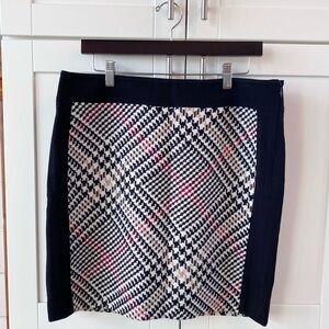 White House Black Market Houndstooth Skirt